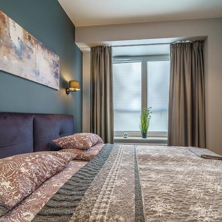 Bright And Charming- Golden Apartments- City Center&S18 Warsawa Bagian luar foto