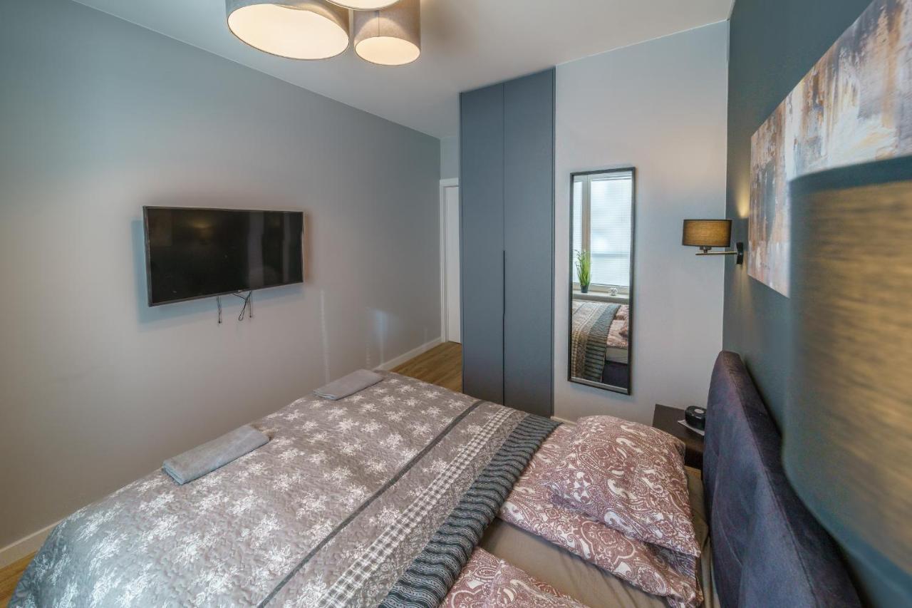Bright And Charming- Golden Apartments- City Center&S18 Warsawa Bagian luar foto