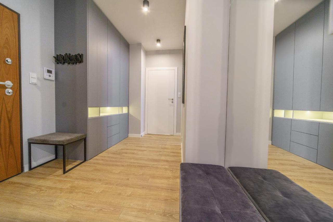Bright And Charming- Golden Apartments- City Center&S18 Warsawa Bagian luar foto
