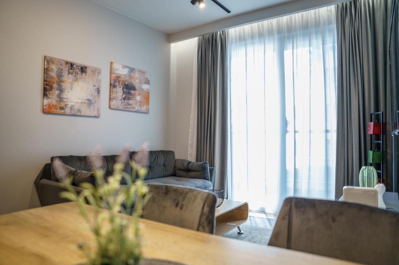 Bright And Charming- Golden Apartments- City Center&S18 Warsawa Bagian luar foto