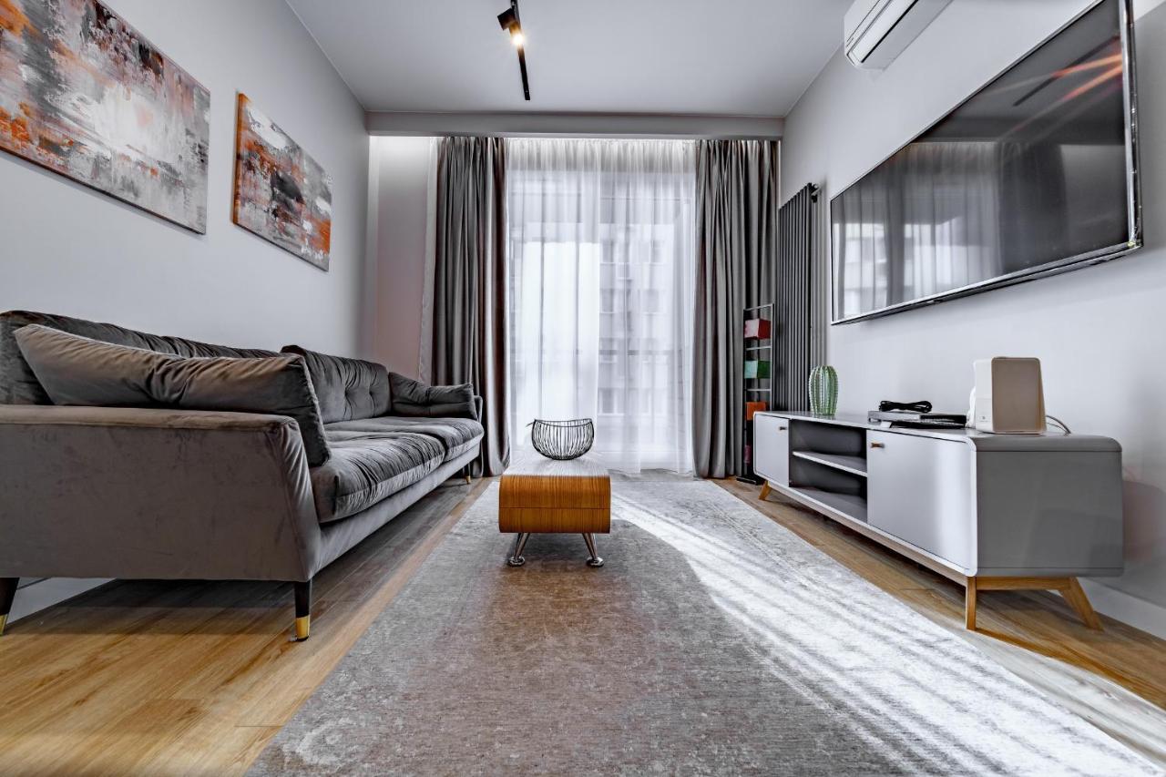 Bright And Charming- Golden Apartments- City Center&S18 Warsawa Bagian luar foto